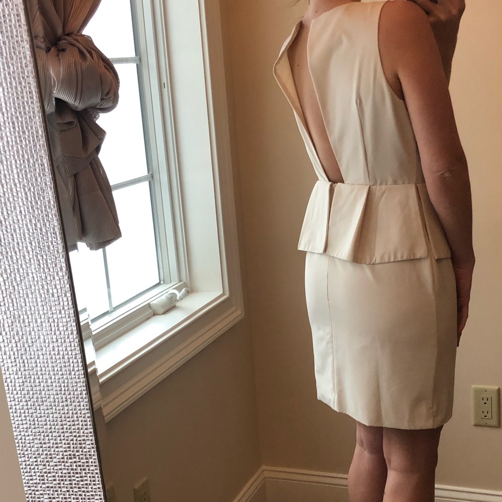 Dress - Picture 7 of 7